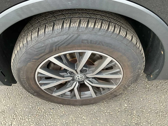 Volkswagen - 2018 - tiguan - allspace 4x4 - - afbeelding 18 van  31