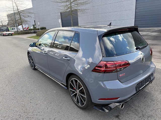 Volkswagen - 2019 - golf gti - gti tcr - personenauto - afbeelding 5 van  37