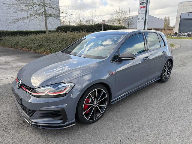 Volkswagen - 2019 - golf gti - gti tcr - personenauto - afbeelding 9 van  37