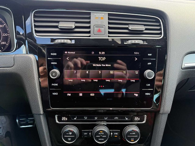 Volkswagen - 2019 - golf gti - gti tcr - personenauto - afbeelding 19 van  37