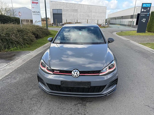 Volkswagen - 2019 - golf gti - gti tcr - personenauto - afbeelding 33 van  37