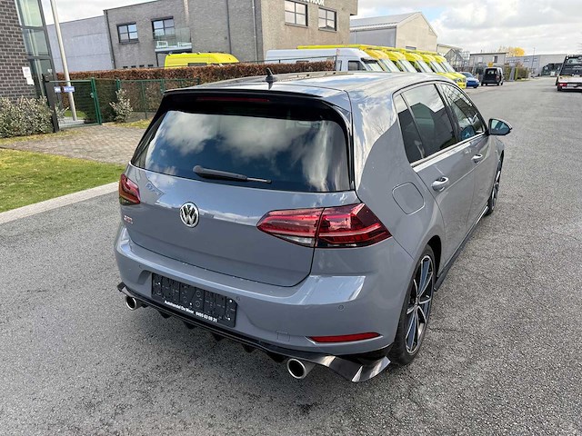 Volkswagen - 2019 - golf gti - gti tcr - personenauto - afbeelding 2 van  38