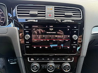 Volkswagen - 2019 - golf gti - gti tcr - personenauto - afbeelding 19 van  38