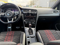 Volkswagen - 2019 - golf gti - gti tcr - personenauto - afbeelding 14 van  22