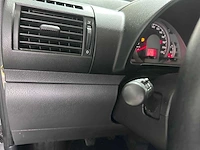 Volkswagen - fox - 1.2 trendline - 96-rt-gz- 2005 - afbeelding 2 van  16