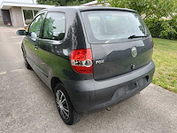 Volkswagen - fox - car - 2005 - afbeelding 4 van  9