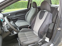 Volkswagen - fox - car - 2005 - afbeelding 6 van  9