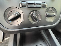 Volkswagen - golf - 1.4 trendline - car - 2006 - afbeelding 8 van  17
