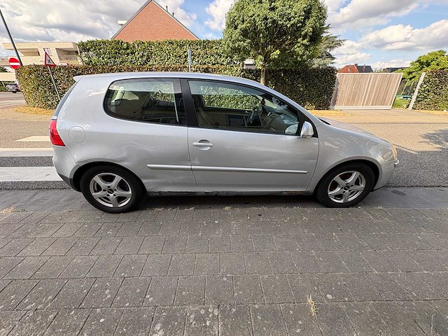 Volkswagen - golf - 1.4 trendline - car - 2006 - afbeelding 15 van  17