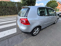 Volkswagen - golf - 1.4 trendline - car - 2006 - afbeelding 16 van  17
