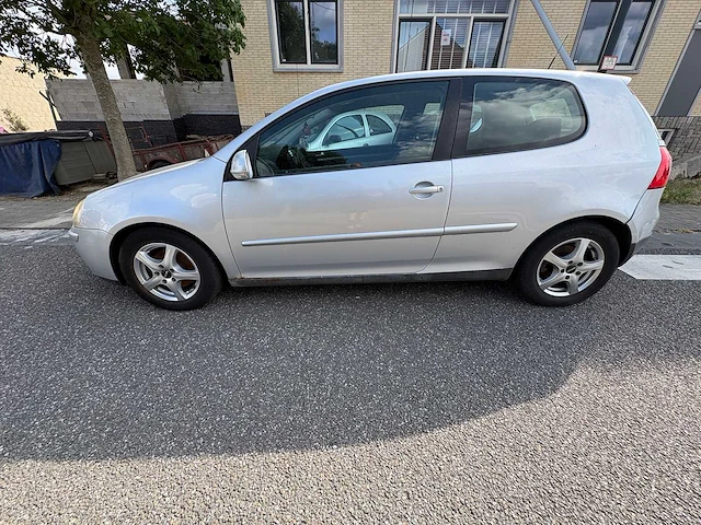 Volkswagen - golf - 1.4 trendline - car - 2006 - afbeelding 4 van  18