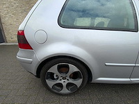 Volkswagen - golf - car - 2000 - afbeelding 2 van  26
