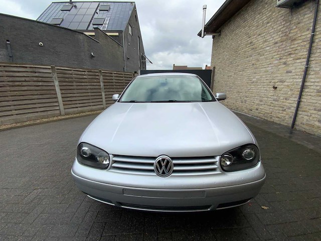 Volkswagen - golf - car - 2000 - afbeelding 24 van  26