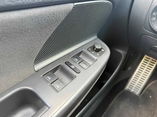 Volkswagen - golf - gti - dsg - car - 2007 - afbeelding 13 van  25