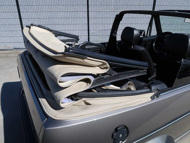 Volkswagen - golf 1 - cabriolet - classic cars >15 - afbeelding 8 van  35