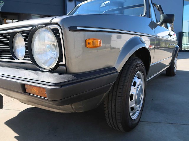 Volkswagen - golf 1 - cabriolet - classic cars >15 - afbeelding 18 van  35