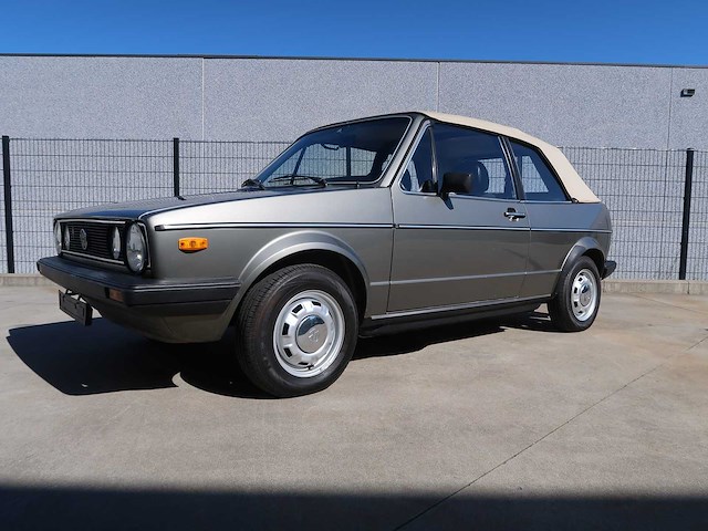 Volkswagen - golf 1 - cabriolet - classic cars >15 - afbeelding 12 van  35