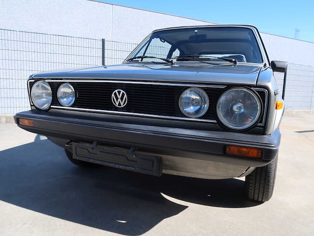 Volkswagen - golf 1 - cabriolet - classic cars >15 - afbeelding 27 van  35