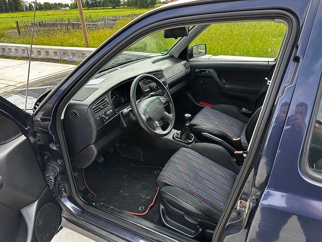 Volkswagen - golf iii gt - oldtimer - afbeelding 4 van  19
