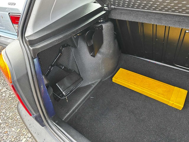 Volkswagen - golf iii gt - oldtimer - afbeelding 8 van  19