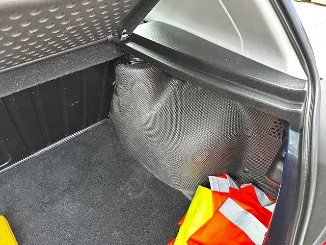 Volkswagen - golf iii gt - oldtimer - afbeelding 9 van  19