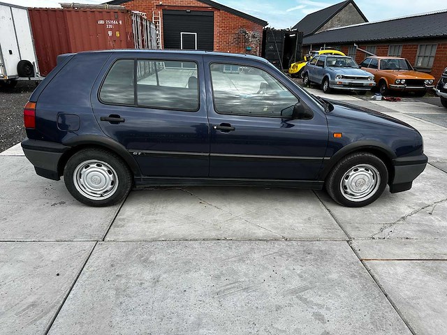 Volkswagen - golf iii gt - oldtimer - afbeelding 16 van  19