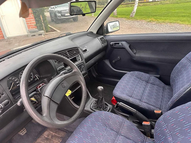 Volkswagen - golf mk3 1.4 - 1992 oldtimer - afbeelding 10 van  26