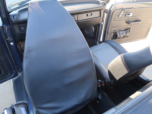 Volkswagen - kever - 1303 - classic cars >15 - afbeelding 1 van  4