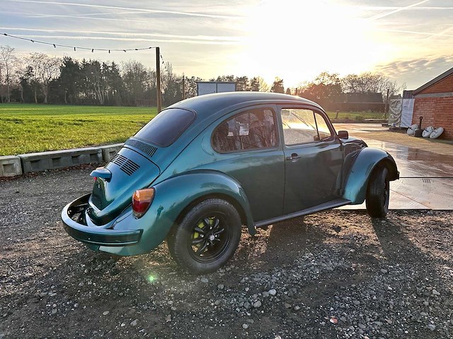 Volkswagen - kever - oldtimer - afbeelding 14 van  17
