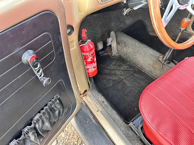 Volkswagen - kever 1200 - oldtimer - afbeelding 28 van  41