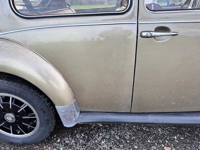 Volkswagen - kever 1200 - oldtimer - afbeelding 13 van  35