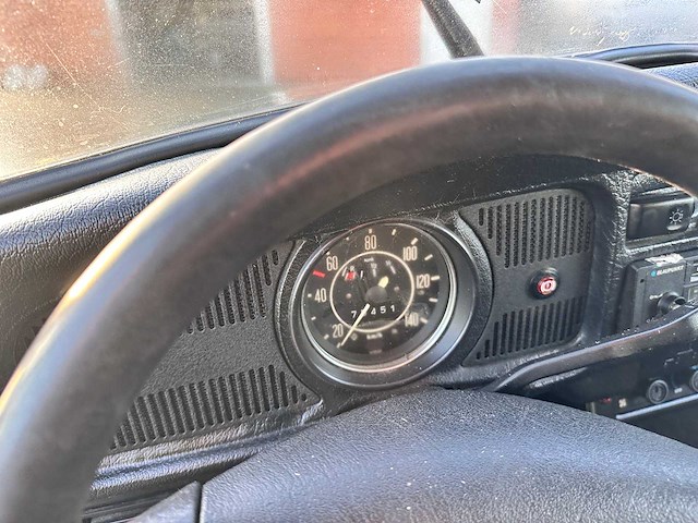 Volkswagen - kever 1600i - oldtimer - afbeelding 22 van  33