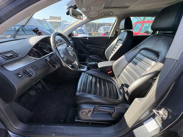 Volkswagen - passat variant - 1.8 tfsi highline - car - 2009 - afbeelding 5 van  16