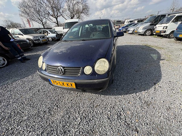 Volkswagen - polo - 1.4-16v comfortline - car - 2003 - afbeelding 3 van  16