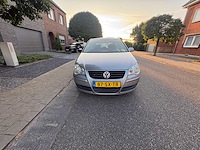 Volkswagen - polo - 1.4-16v fsi optive - car - 2006 - afbeelding 14 van  19