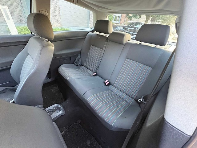 Volkswagen - polo - 1.4-16v fsi optive - car - 2006 - afbeelding 6 van  18