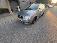Volkswagen - polo - 1.4-16v fsi optive - car - 2006 - afbeelding 11 van  18