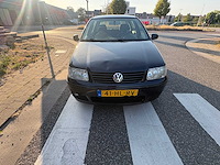 Volkswagen - polo - 1.4 trendline - car - 2001 - afbeelding 14 van  19