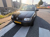 Volkswagen - polo - 1.4 trendline - car - 2001 - afbeelding 16 van  19