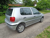 Volkswagen - polo - car - 2001 - afbeelding 3 van  7