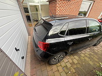Volkswagen - polo - car - 2011 - afbeelding 14 van  19