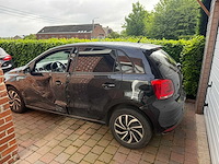 Volkswagen - polo - car - 2011 - afbeelding 15 van  19