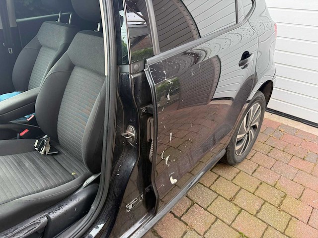 Volkswagen - polo - car - 2011 - afbeelding 16 van  19