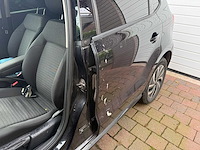 Volkswagen - polo - car - 2011 - afbeelding 10 van  12