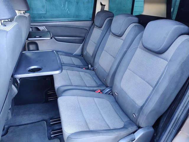 Volkswagen - sharan - 7n - car - 2011 - afbeelding 4 van  15