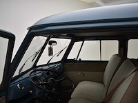 Volkswagen - t1 - oldtimer - afbeelding 2 van  45