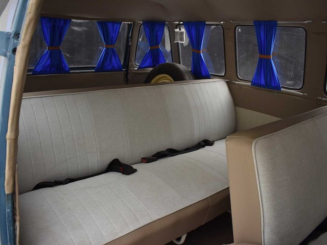 Volkswagen - t1 - oldtimer - afbeelding 26 van  45
