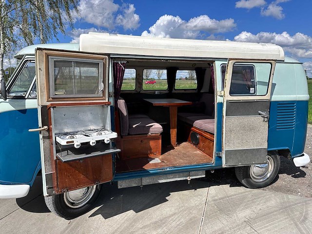 Volkswagen - t1 camper - oldtimer - afbeelding 36 van  74
