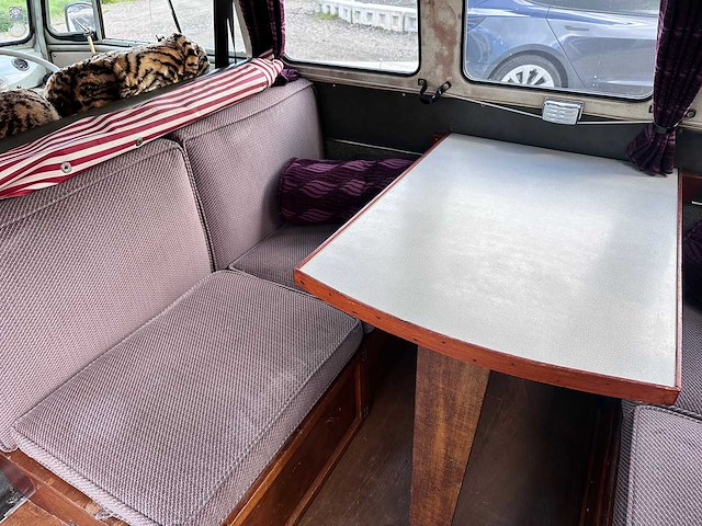 Volkswagen - t1 camper - oldtimer - afbeelding 55 van  74