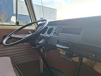 Volkswagen - t2 camper - oldtimer - afbeelding 3 van  46